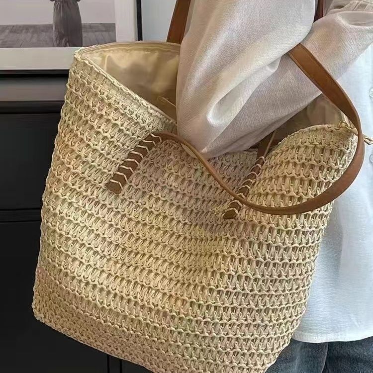 Niche Design Versatile Woven Bag for Women 2025 New Summer Fashion Large Capacity Commuter Straw Bag Tote Bag