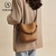 Aokang ຂອງ commuter ໃຫມ່ versatility cowhide bucket bag ຖົງບ່າ cowhide ບາດເຈັບແລະສໍາລັບແມ່ຍິງ 2665