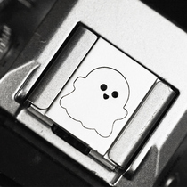 Cute cartoon universal hot shoe suitable for Fuji XE4 Nikon Z8 Z30 Canon R8 R10 M50 R6 hot shoe cover