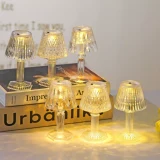 Маленькая светодиодная настольная лампа, светильник для кровати, ночник с проектором