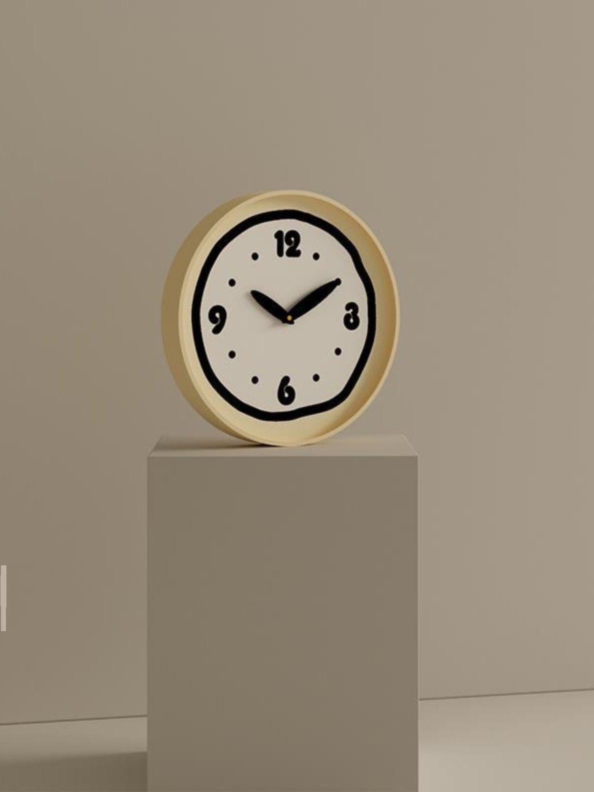 Cream Style ins Wall Clock, Minimalist Butter Yellow, Cute Nordic Silent Fashion, Simple and Unique Color-Blocking Home Clock