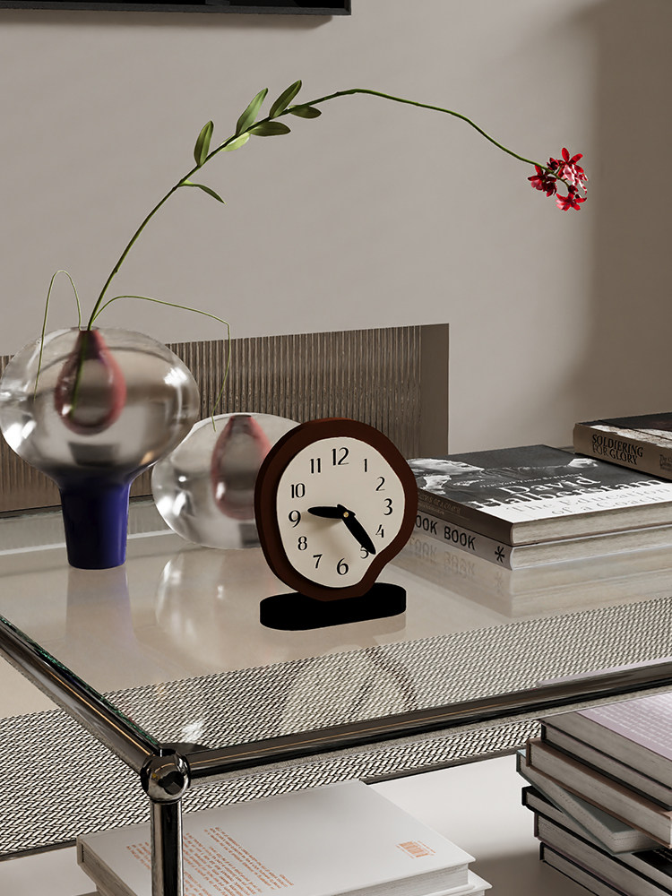 Living Room Table Clock, Creative and Simple, Trendy Desktop Clock, High-Value Art, Bedroom Silent Bedside Clock