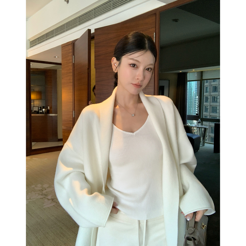 Hamyiho Wool Sweater Knitted Cardigan Outerwear Women's Mid-Length Coat Early Autumn Camisole Elegant Suit Hamyiho Wool Sweater Knitted Cardigan Outerwear Women's Mid-Length Coat Early Autumn Camisole Elegant Suit