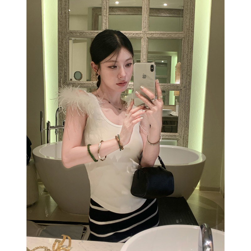 Hamyiho White Ostrich Feather Waist-Cinching Camisole for Women, Summer Outerwear, 2026 New Design Sleeveless Top Hamyiho White Ostrich Feather Waist-Cinching Camisole for Women, Summer Outerwear, 2026 New Design Sleeveless Top