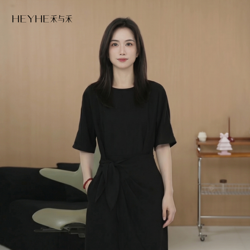 Xiaohe【Writing Poetry for You】Irregular Texture, Relaxed and Lazy, High-End Matte Texture Wrap Dress Xiaohe【Writing Poetry for You】Irregular Texture, Relaxed and Lazy, High-End Matte Texture Wrap Dress
