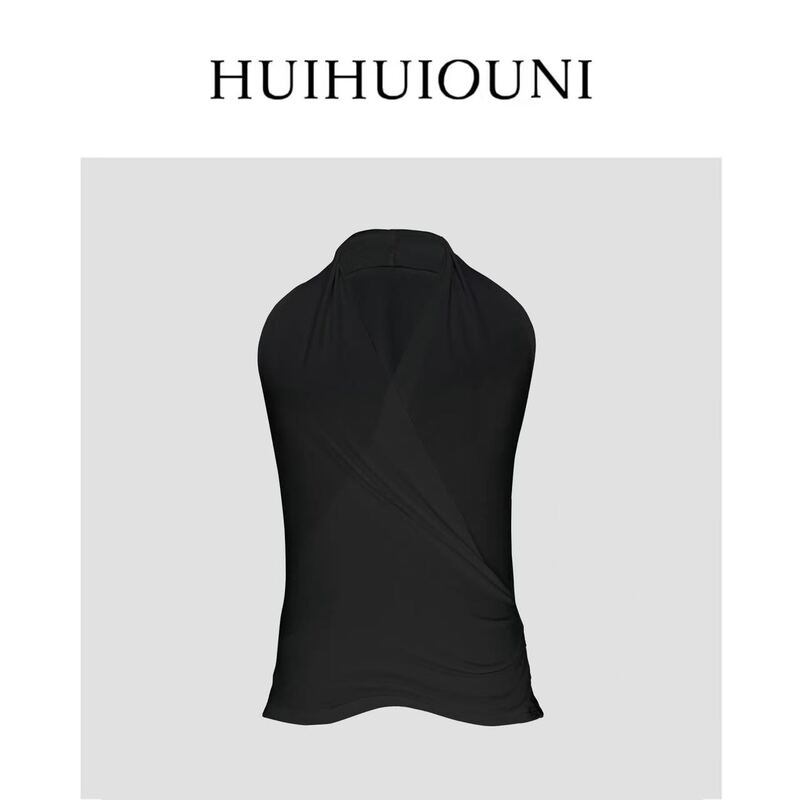Huihui Oni's New Designer Cross-Over Base Shirt with a Hazy, Airy Feel and Versatile Style