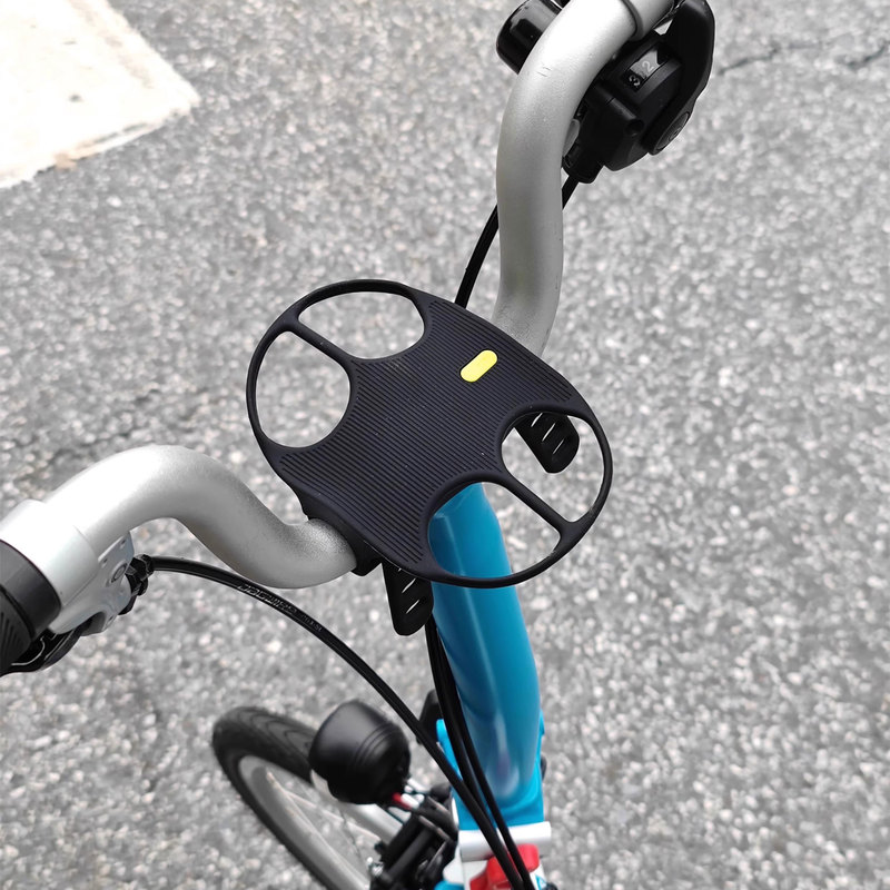 Bone Is Suitable for Xiaobu Folding Bicycles, Mountain Bikes, and Road Bikes; Silicone Shock-Absorbing Navigation Phone Holder in Stock Bone Is Suitable for Xiaobu Folding Bicycles, Mountain Bikes, and Road Bikes; Silicone Shock-Absorbing Navigation Phone Holder in Stock