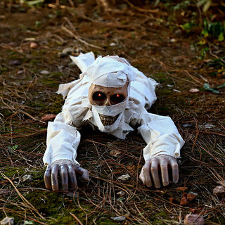 Halloween Decoration Crawling Ghost Electric Sound and Light Mummy Skull Crawling Ghost Escape Room Haunted House Horror Prop