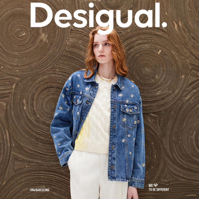 Desigual【Blogger Recommendation】Loose-Fitting Daisy Embroidered Lapel Denim Jacket for Women Desigual【Blogger Recommendation】Loose-Fitting Daisy Embroidered Lapel Denim Jacket for Women