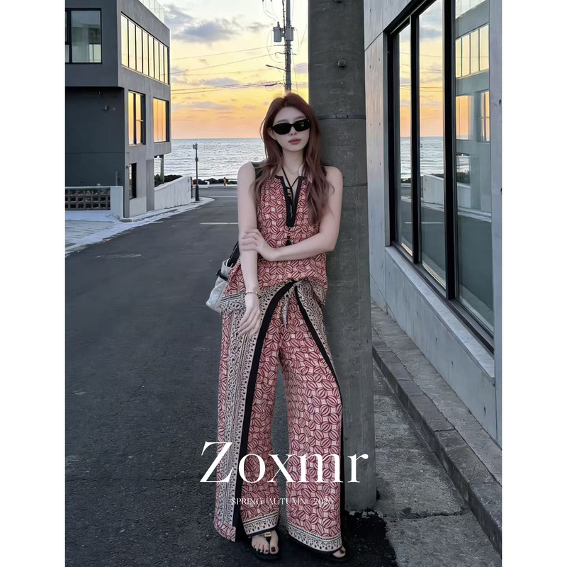 Bohemian Seaside Vacation Outfit with a High-End Feel, Casual Printed Vest and Wide-Leg Pants Set for Women, 2026 Model Bohemian Seaside Vacation Outfit with a High-End Feel, Casual Printed Vest and Wide-Leg Pants Set for Women, 2026 Model