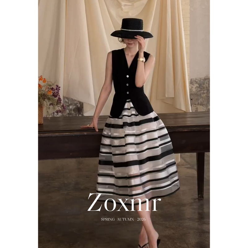Old Money Style, Cool and Chic Mature Outfit, Elegant and Sophisticated Black Vest and Striped Skirt Set for Women