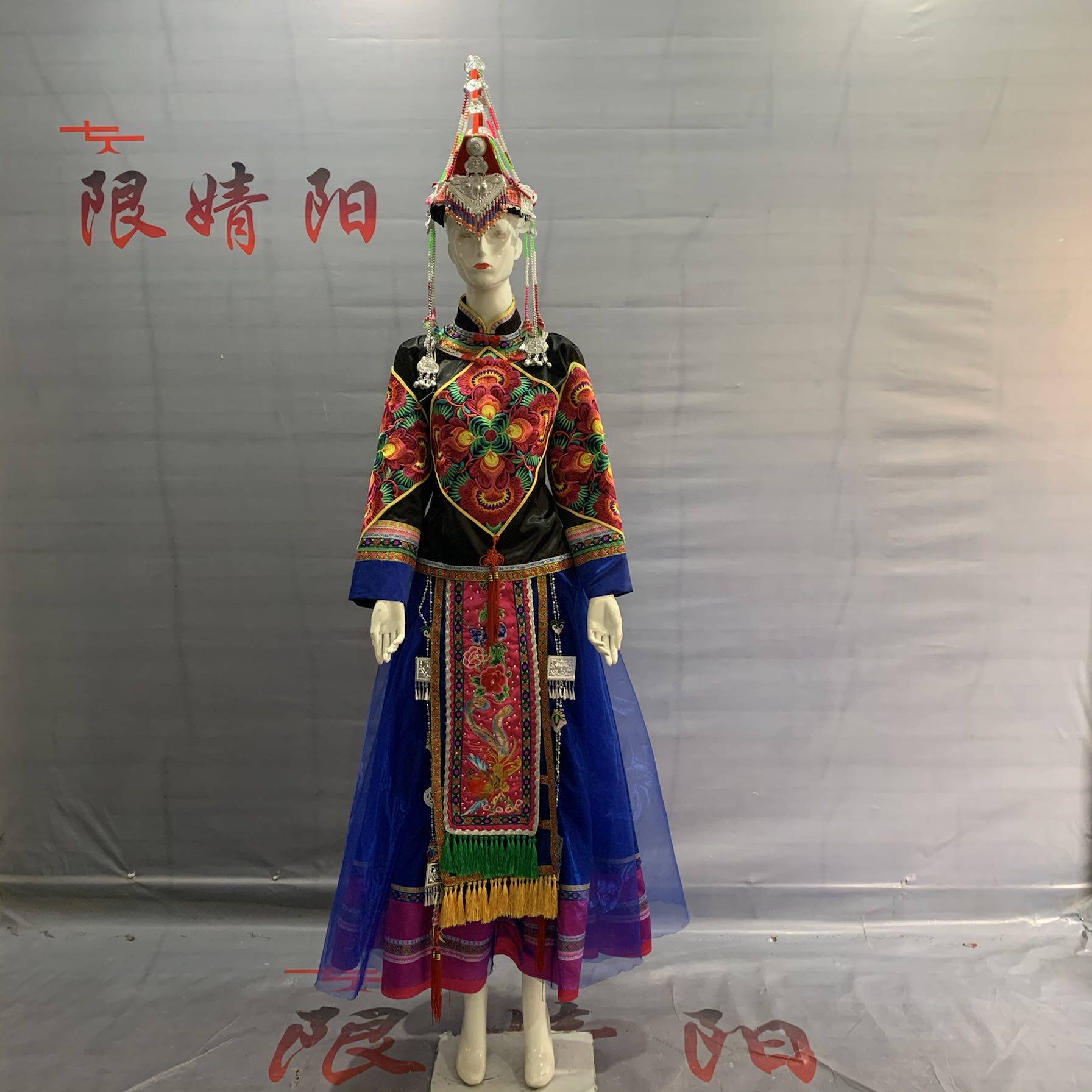 2021 Professional Custom Made of the She Nation's Retro Costume Minorities 56 Ethnic Head Accessories Original Eco National Wind Women Dress