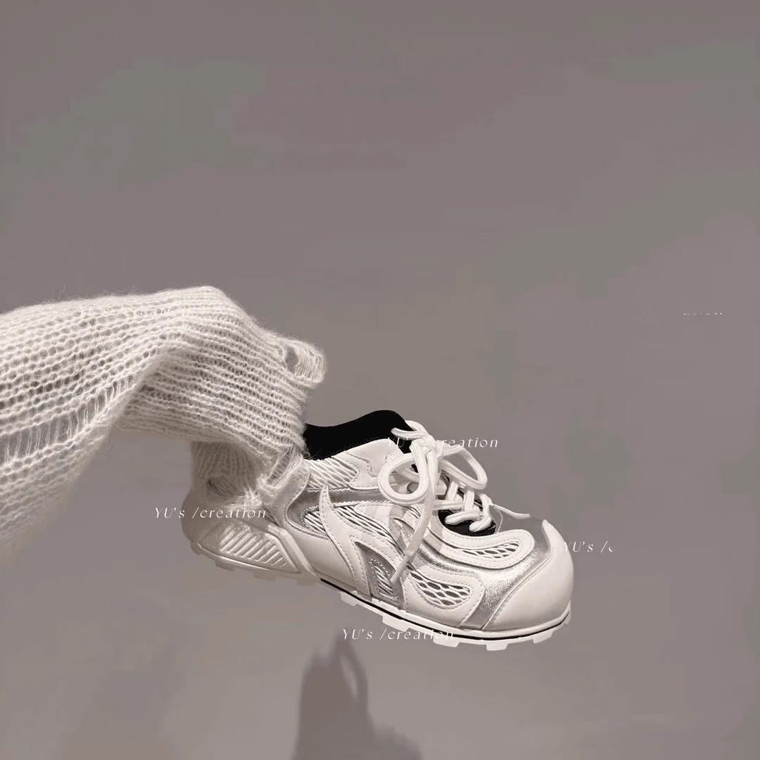 乱れた美的ボーリングシューズ、女性用フォレストガンプシューズ、2025年夏の新作通気性メッシュ本革カジュアルダッドシューズ