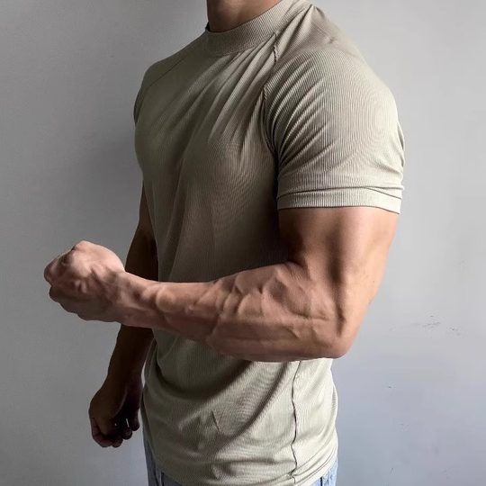 Camiseta deportiva de verano de manga corta para hombre, puños ajustados, elástico, de secado rápido, escote pequeño, entrenamiento muscular, ropa deportiva para correr