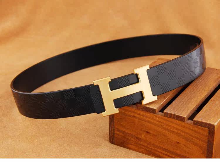 Bestseller Herrenledergürtel echtes Leder H-Buchstaben Schnallenschloss lässiger modischer Trend Vollnarbenleder Lochgürtel Hochwertiges Gefühl