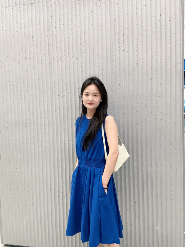 Piana French Women's Clothing 24 Summer New Elastic Waist Sleeveless Casual Dress Piana French Women's Clothing 24 Summer New Elastic Waist Sleeveless Casual Dress