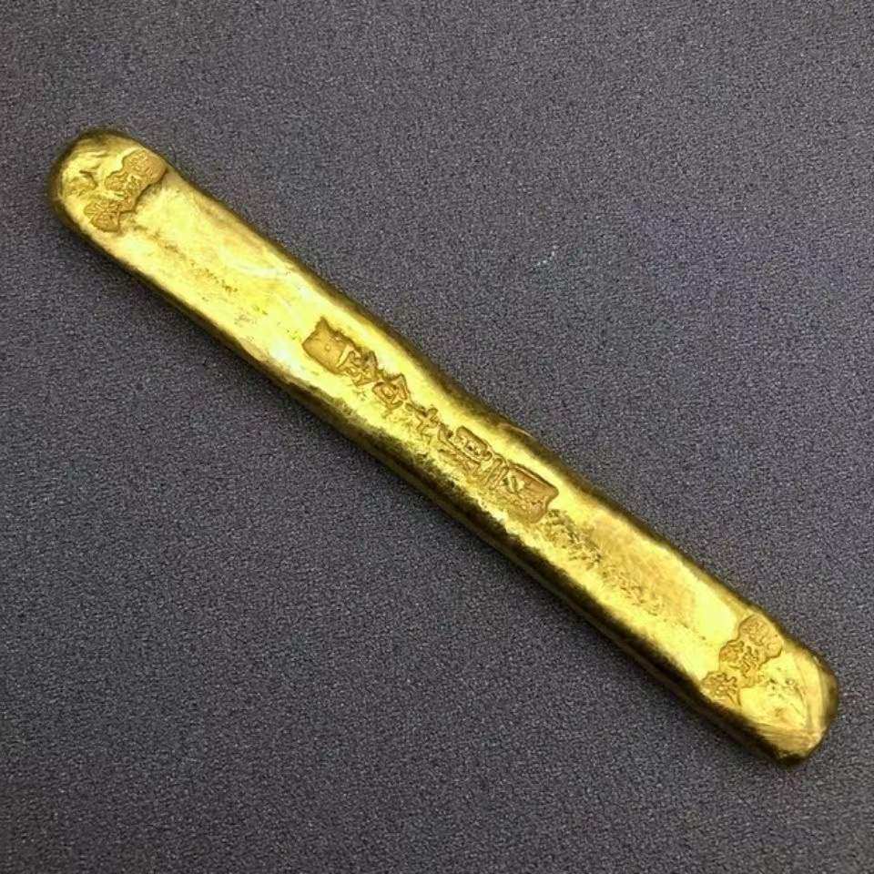 铜锭锁在铸铁模具里: r/Metalfoundry, image size:960x960