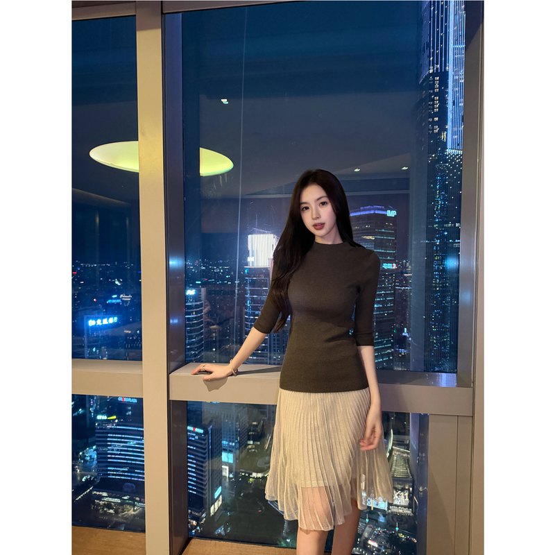 Iiww Soft Wool Half-Turtleneck Ribbed Mid-Sleeve Knit Sweater, Slim Fit, Deep Gray Half-Sleeve Casual T-Shirt for Spring and Autumn Iiww Soft Wool Half-Turtleneck Ribbed Mid-Sleeve Knit Sweater, Slim Fit, Deep Gray Half-Sleeve Casual T-Shirt for Spring and Autumn