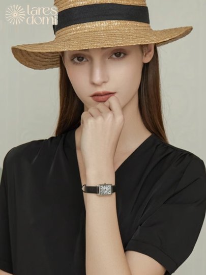 Laresdomi Laredomi Damenuhr, Retro-Armbanduhr mit quadratischer Platte und digitaler Skala, Naples