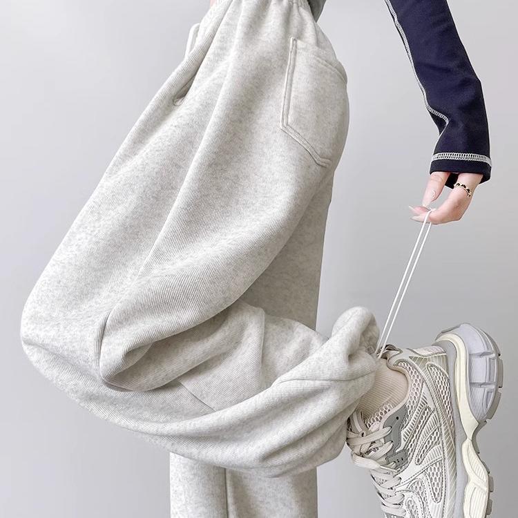 British Dhwa Drapey Loose-Fitting Sweatpants for Women 2026 Spring, Autumn, and Winter New Wide-Leg Cuffed Casual Petite Sweatpants British Dhwa Drapey Loose-Fitting Sweatpants for Women 2026 Spring, Autumn, and Winter New Wide-Leg Cuffed Casual Petite Sweatpants