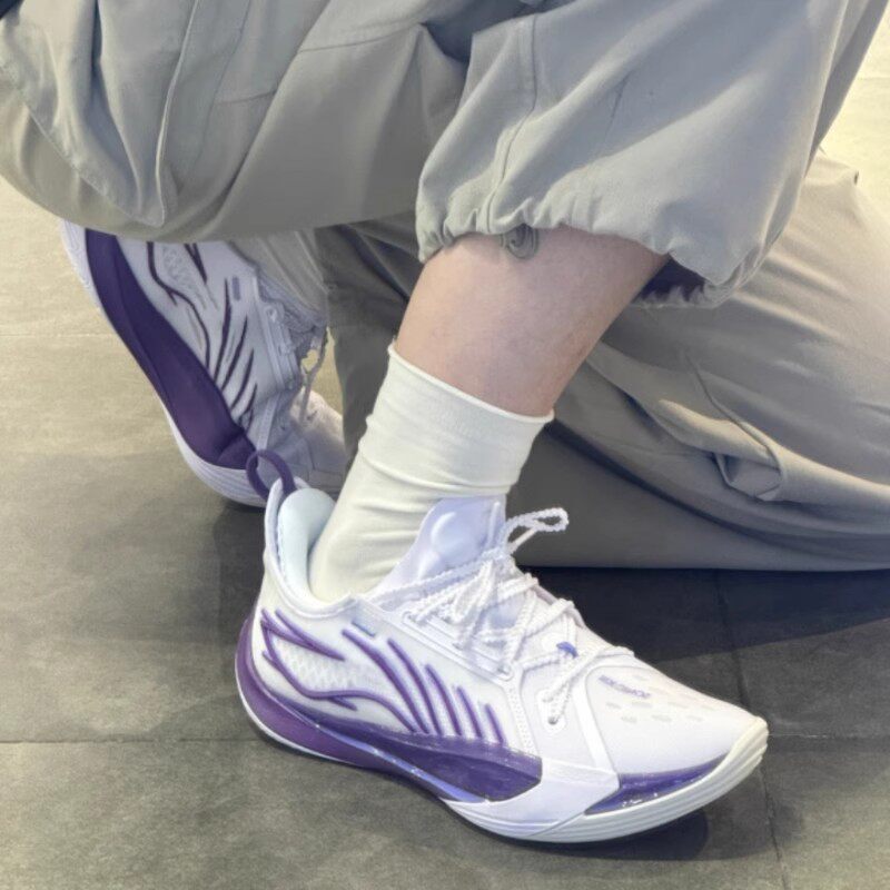 Sonic 13 Basketball Shoes for Men, 2025 New Model, Autumn Anti-Slip, Practical, Wear-Resistant, Professional Student Sports Shoes, Children's Sneakers Sonic 13 Basketball Shoes for Men, 2025 New Model, Autumn Anti-Slip, Practical, Wear-Resistant, Professional Student Sports Shoes, Children's Sneakers