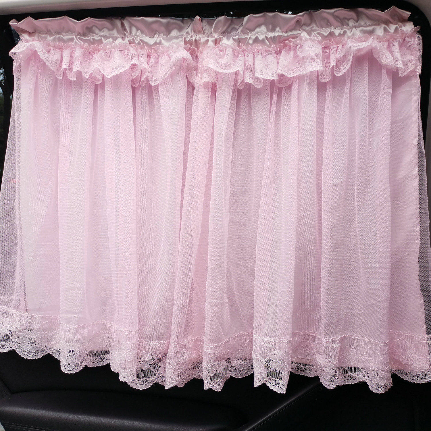 Goddess Sedan Sedan SUV Electric Sedan Tricycle Magnetic Suction Suction Cup Style Universal Lace lace Lace Curtains Shading Privacy Curtain-Taobao