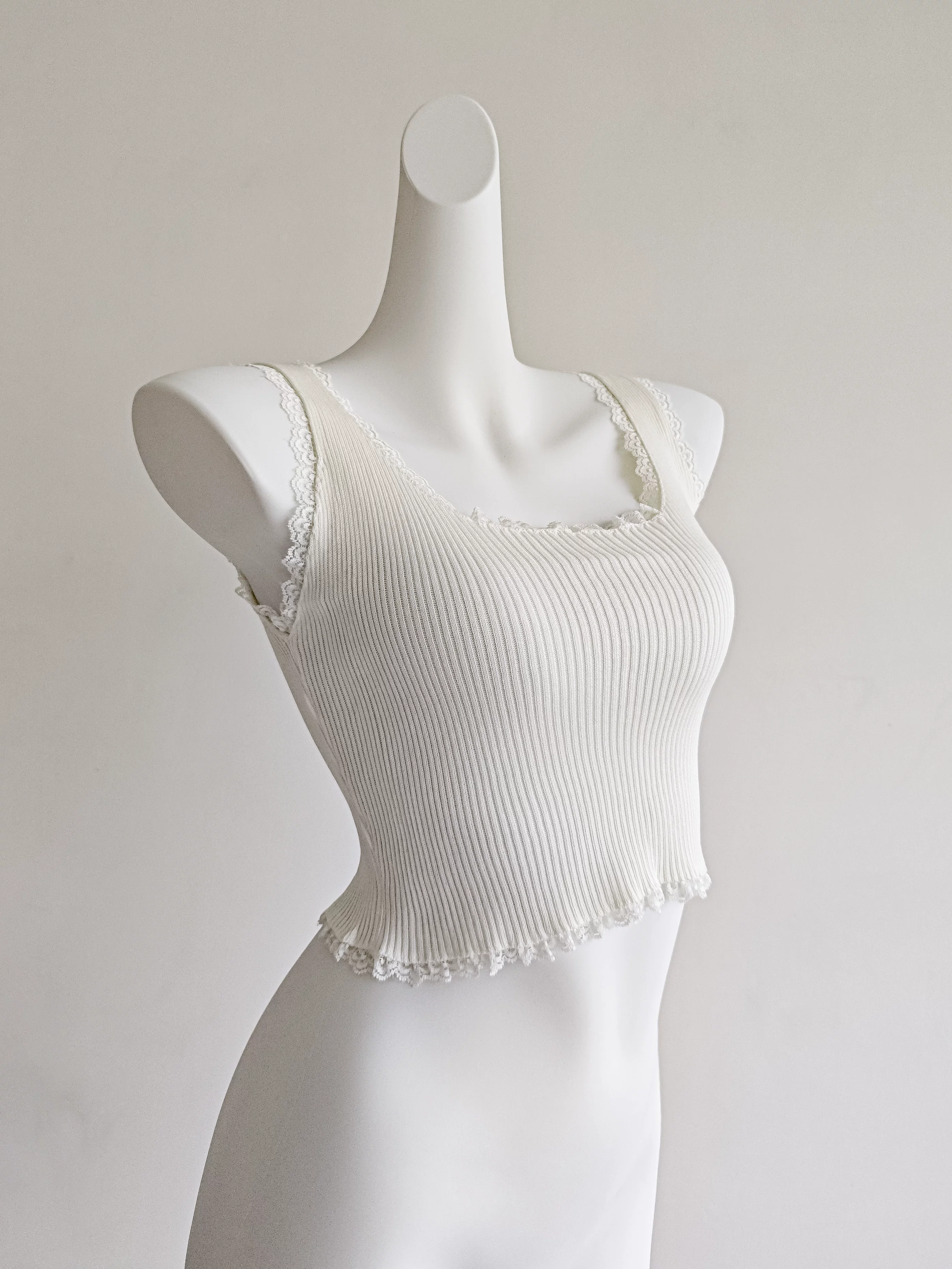 White lace underwear as outerwear, top with cups, tank top, summer clothing, short T-shirt sleevless, beautiful back