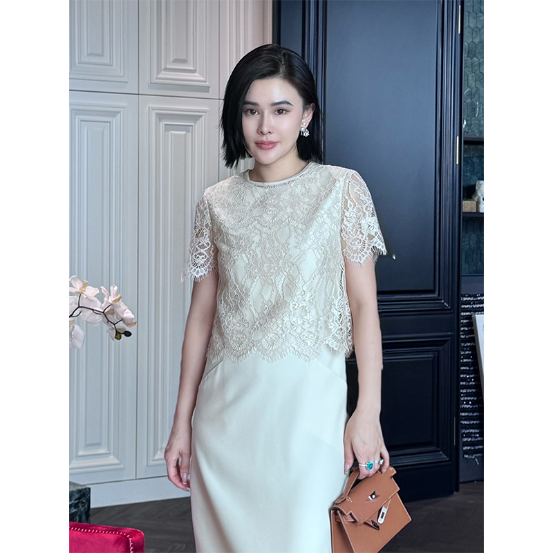 Yuan Yiling【Berlin Love Letter】Lace Blouse for Women, White Round Neck, Fashionable, Elegant and Stylish, New for Summer