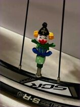 Bicycle valve core cap creative hamburger clown decoration electric vehicle inflatable hole beautiful mouth turning French mouth conversion head