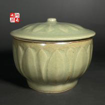 Old Collection Ming Dynasty style Longquan kiln lotus petal pattern covered bowl ancient porcelain antique old objects ornaments antique porcelain collection