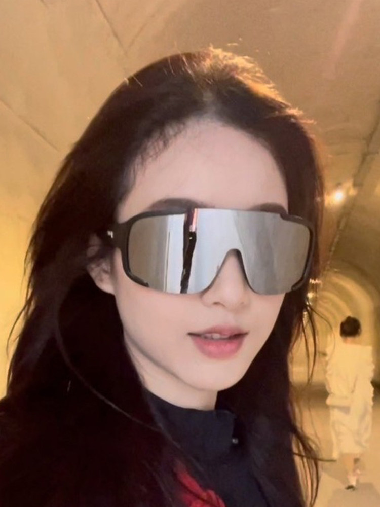 Cycling Photochromic Glasses, Myopia Lens Set, Bicycle Road Bike Outdoor Sports Sunglasses, Mountaineering Windproof Goggles