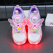 Childrens mesh girls runaway shoes roller skating charging luminous lights bursting away student princess Kuromi pink skating