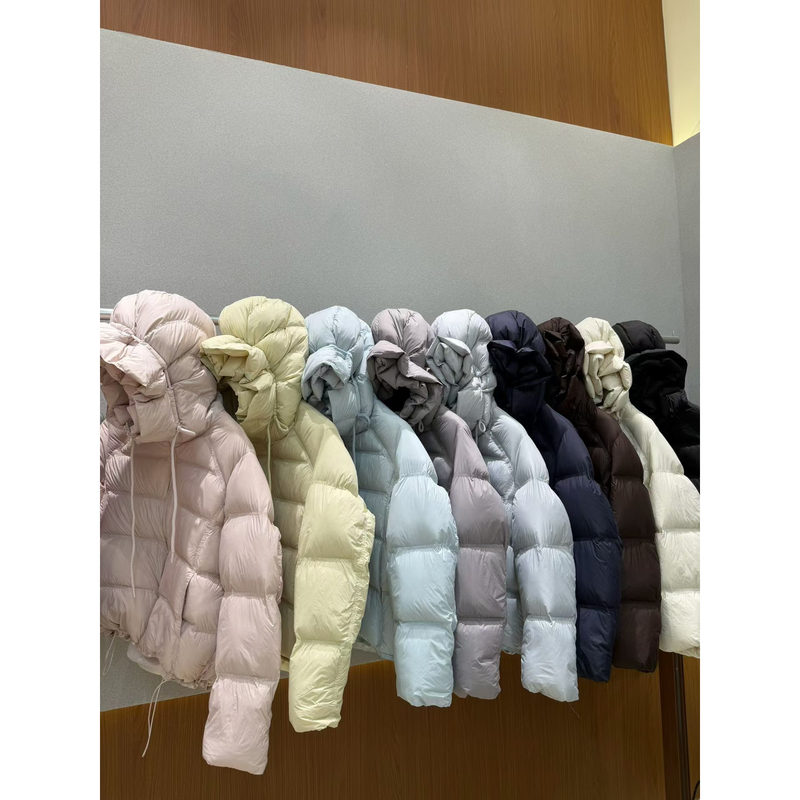 Momo Winter New Collection: Cloud Puff Hooded down Jacket, Korean Style Loose-Fit Warm down Coat Momo Winter New Collection: Cloud Puff Hooded down Jacket, Korean Style Loose-Fit Warm down Coat