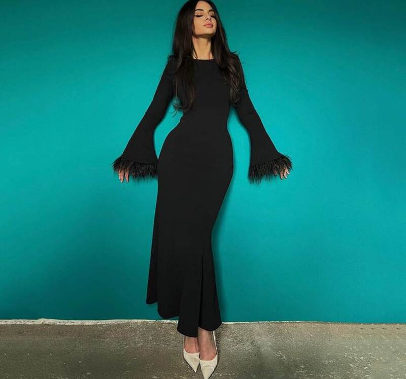 Feather Sleeve Dress European and American New Style Black Round Neck Feather Cuffs Waist-Cinching Long Dress