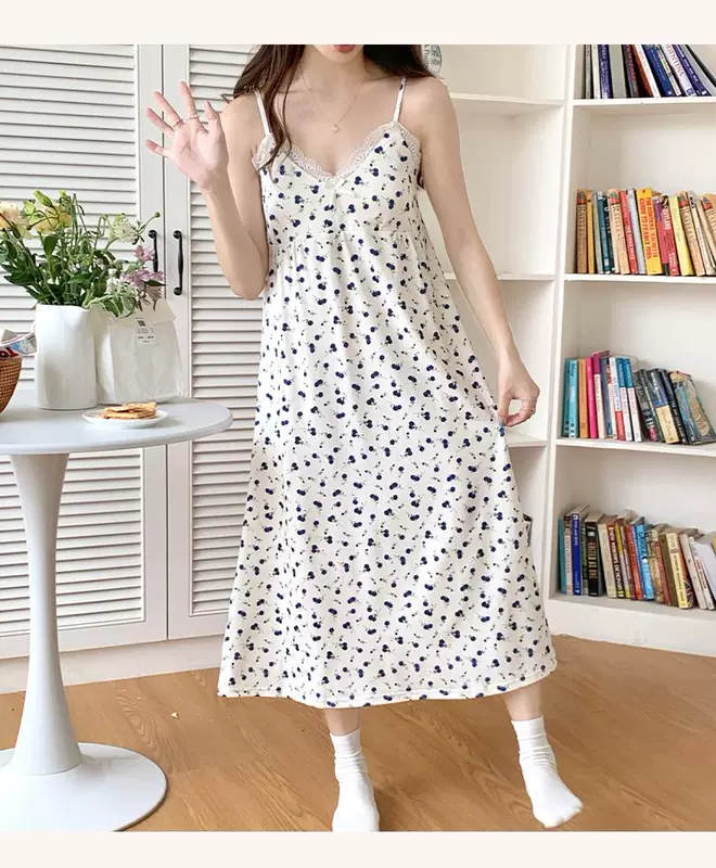 Váy ngủ treo ren hoa kiểu Pháp dành cho phụ nữ mùa hè trên Internet nổi tiếng Bộ đồ ngủ theo phong cách ham muốn thuần khiết với miếng đệm ngực Quần áo ở nhà ngọt ngào và gợi cảm đồ ngủ 2 dây sexy vay ngủ sexy