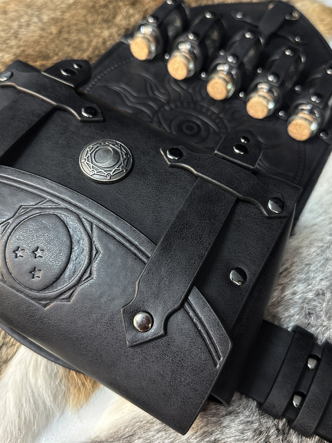 Medieval Alchemy Bottle Bag Steampunk Waist Bag Nordic Viking Style Retro Cos Stage Performance Props