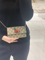 Gucci Gucci Rhinestone Cherry Flap Chain Bag Mini Mini Double G Classic Canvas Womens Bag