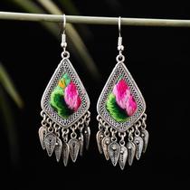 New ethnic wind retro-ear decoration Miao silver old embroidered piece earrings handmade embroidered with fine embroidered earrings original and old embroidery