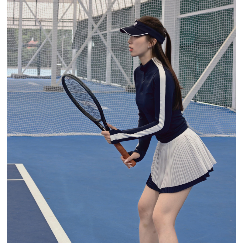 Color-Blocked Tennis Outfit Sports Suit, Spring and Autumn Retro Design, Long-Sleeved Slim-Fit Top with Pleated Skirt Two-Piece Set
