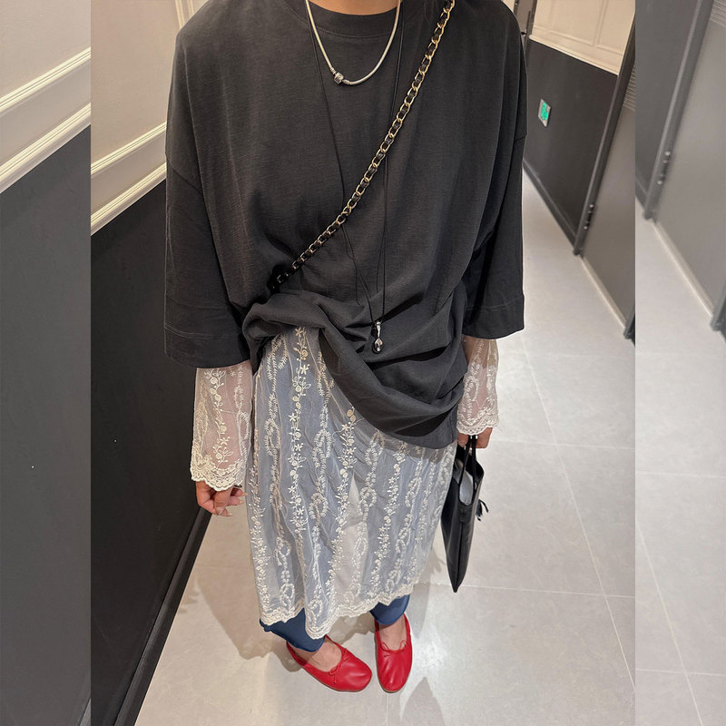 Unique and Beautiful Korean-Style Casual Gray T-Shirt Top Layered with White Lace Blouse Dress Set for Women