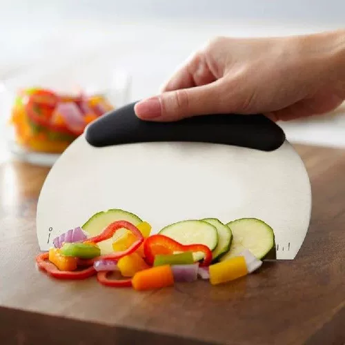 Кондитерский скребок для выбивки муки