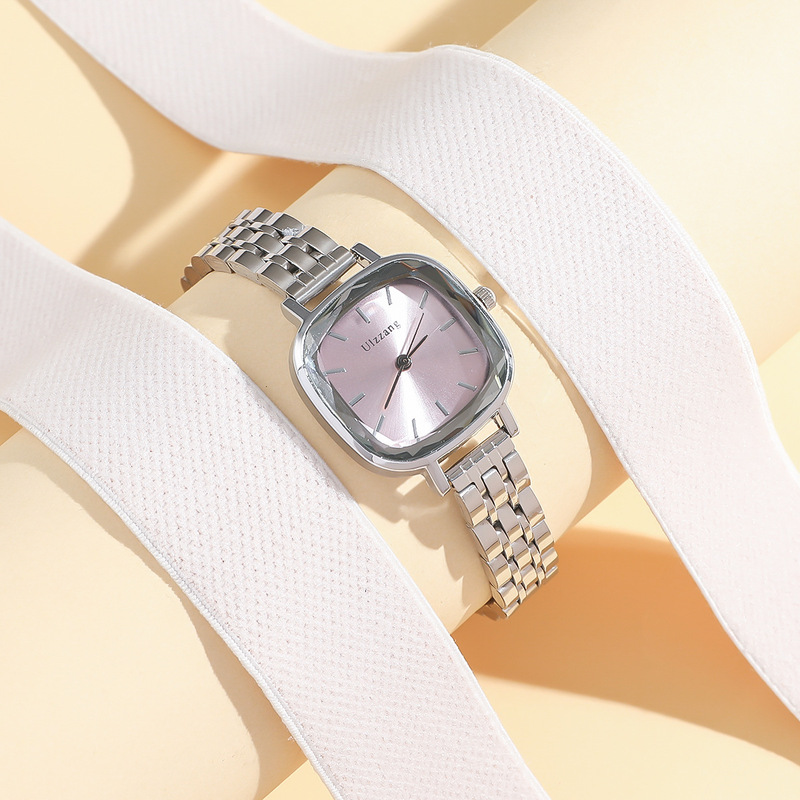 Compact Dial Small Silver Watch Retro Ins Korean Style Female Student Square Steel Band Watch 23mm Small Dial Ultra-Thin Compact Dial Small Silver Watch Retro Ins Korean Style Female Student Square Steel Band Watch 23mm Small Dial Ultra-Thin