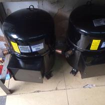 Original Bristol H2NG244DREF 20 HP central air conditioning chiller compressor