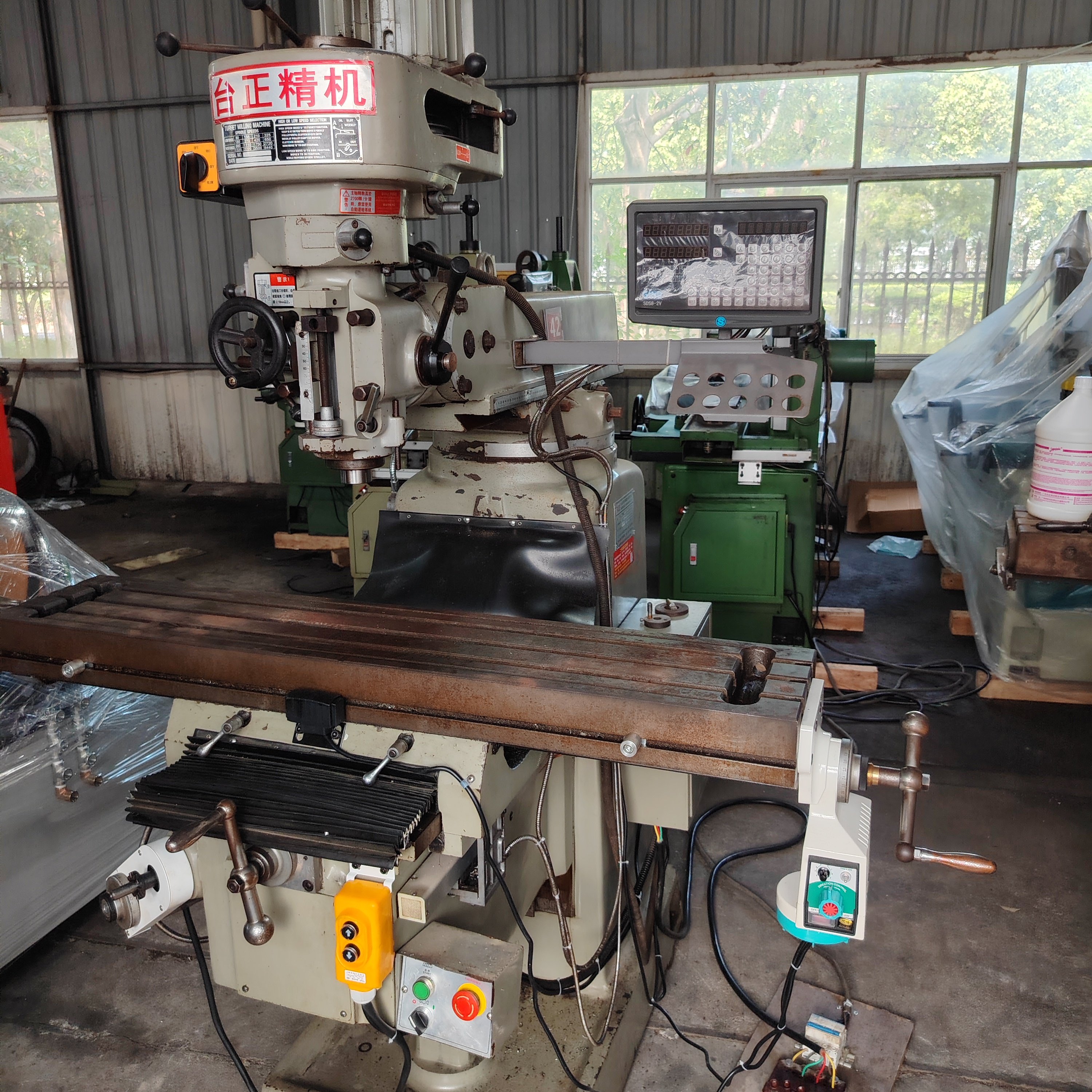 台正铣床二手小4铣床：全新成色，功能齐全，开启您的高效加工之旅