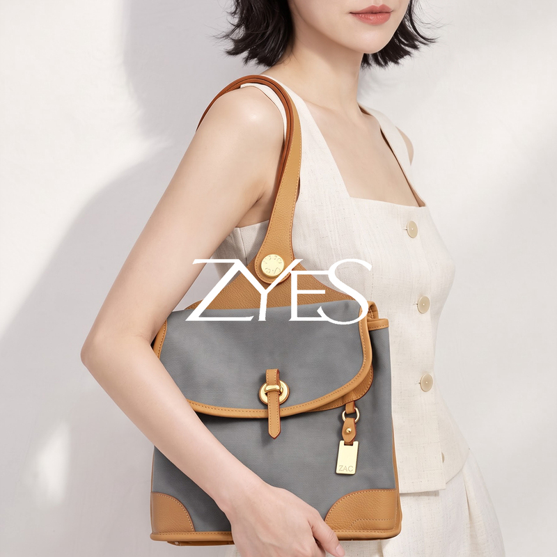 Zaoye Said That the Backpack Is Produced by Baoguanxin, a Brand Known for Its Craftsmanship. the Backpack Has a High Aesthetic Appeal and Can Be Carried in Multiple Ways, Featuring a Vintage Color-Blocking Design in Canvas. the 5.0Plus Version