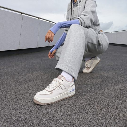 NIKE Nike women's shoes Air Force 1 sneakers AF1 milk tea brown double hook thick sole sneakers IO7594-101