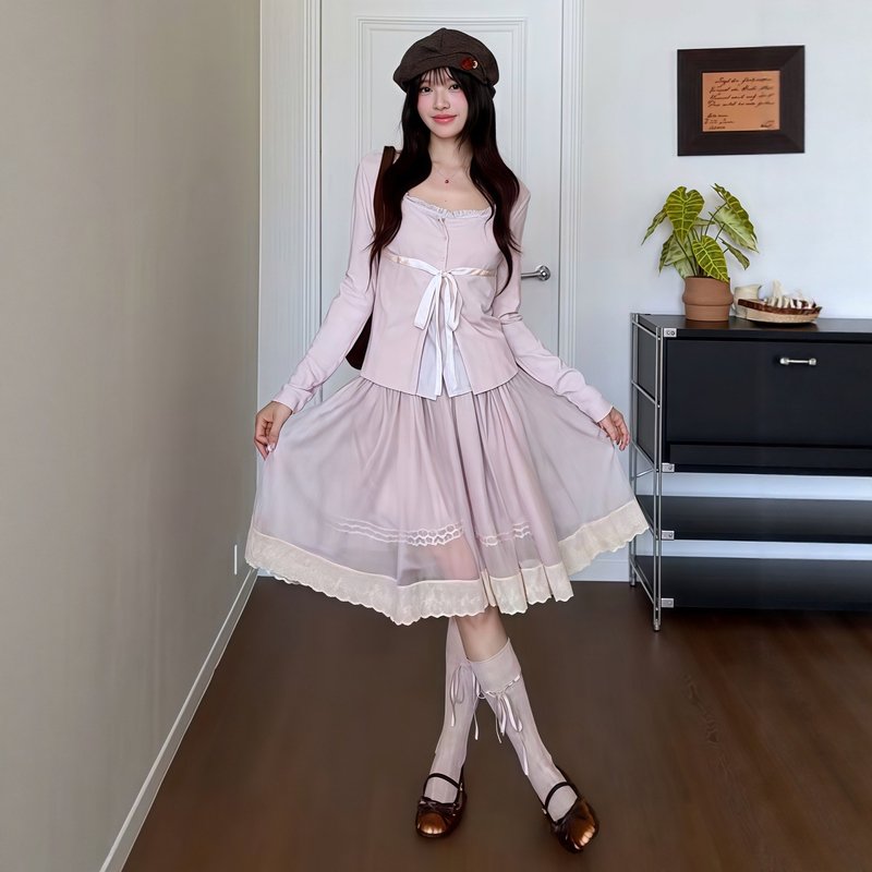 Plus-Size Sweet and Pure Style Long-Sleeve T-Shirt for Women, Early Autumn New Lace-Trimmed Bow Top with a Unique Design Plus-Size Sweet and Pure Style Long-Sleeve T-Shirt for Women, Early Autumn New Lace-Trimmed Bow Top with a Unique Design