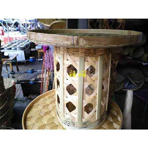 Table à manger exquise caractéristique du Yunnan Dai, artisanat simple, petite table ronde en bambou, table à thé, décoration de la maison