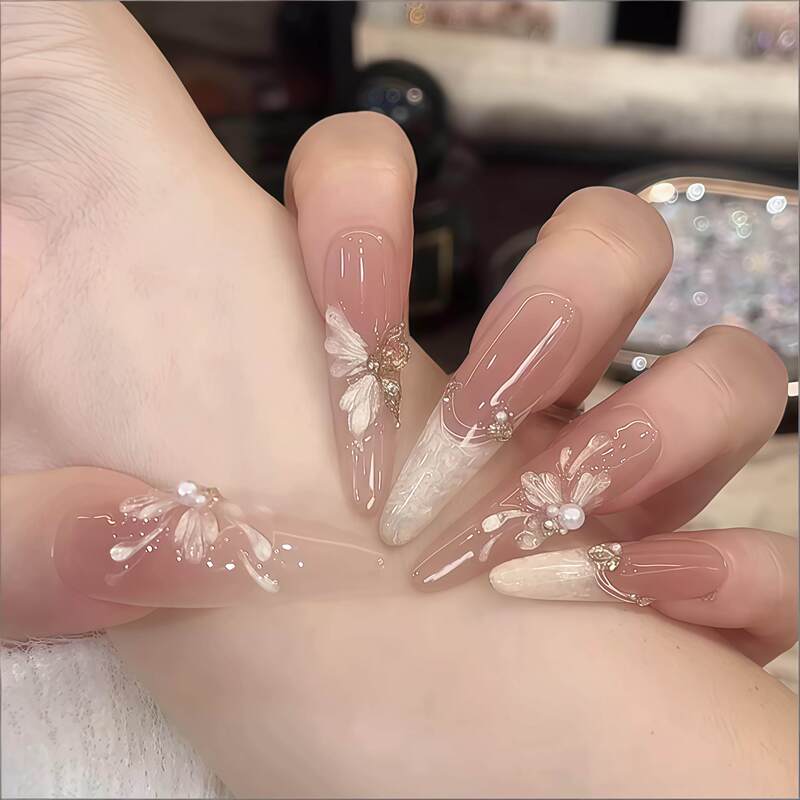 【Golden Branches and Jade Leaves】Ribbed French-Style Hand-Painted Carved Butterfly Long Nails with an Atmospheric Effect That Enhances Complexion, Handmade Wearable Nails 【Golden Branches and Jade Leaves】Ribbed French-Style Hand-Painted Carved Butterfly Long Nails with an Atmospheric Effect That Enhances Complexion, Handmade Wearable Nails