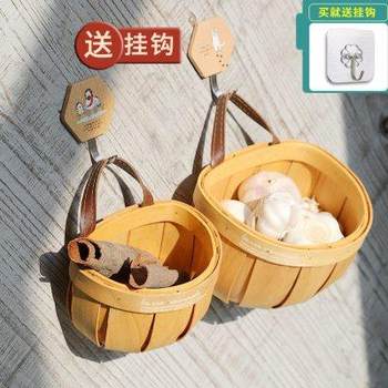 Wood chip hanging storage basket kitchen with onion, ginger, ginger, garlic wall hanging storage basket bathroom hanging basket woven hanging basket flower basket